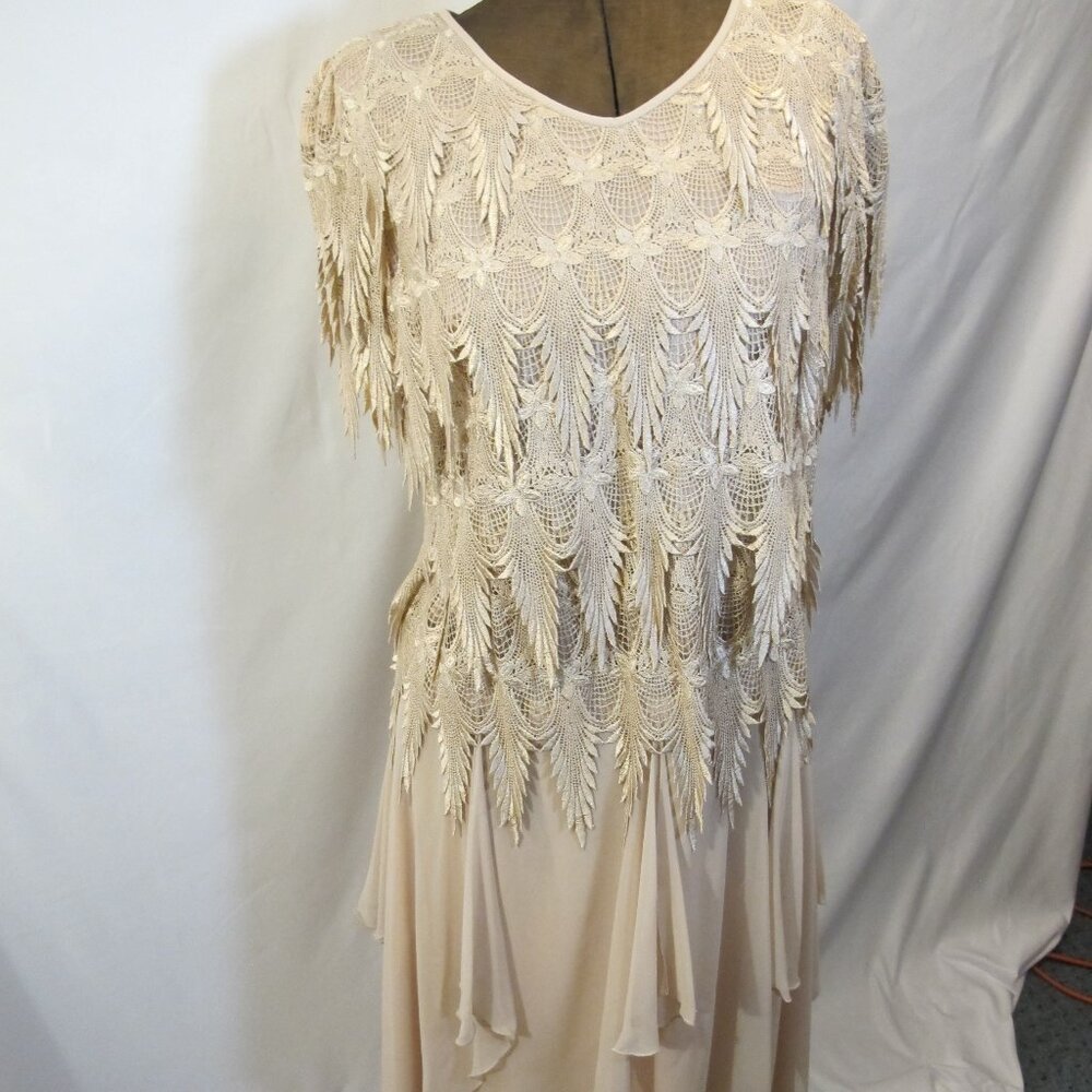 Neiman Marcus beige dress with lace overlay top and tiered hem 16